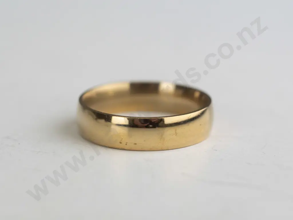 Mens Gold Wedding band Image 1++