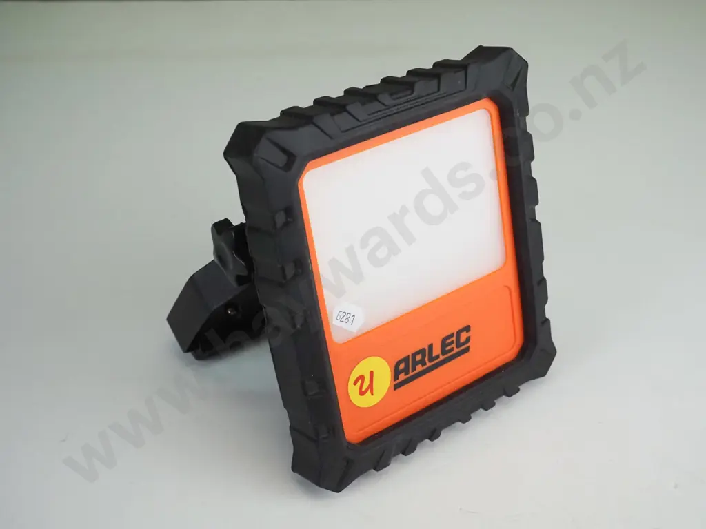 Arlec Rechargable worklight  Image 1++