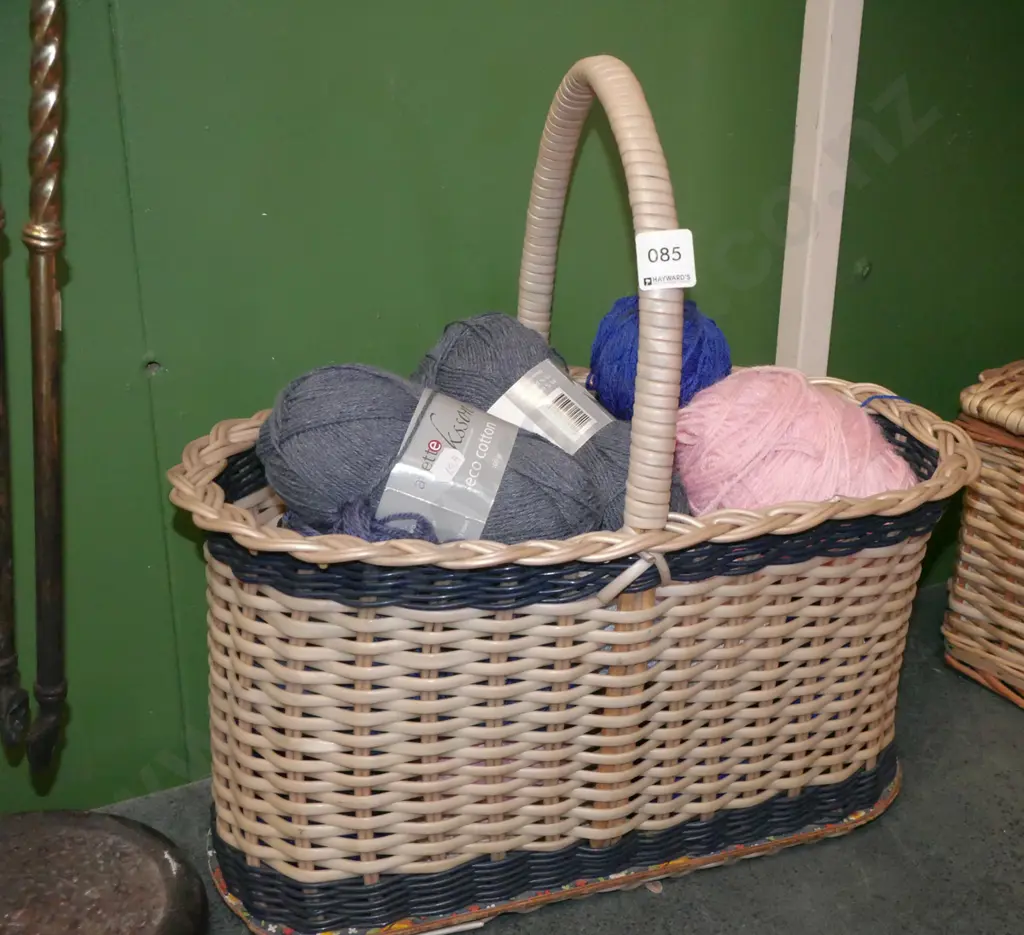 plastic cane basket, knitting yarn Image 1++