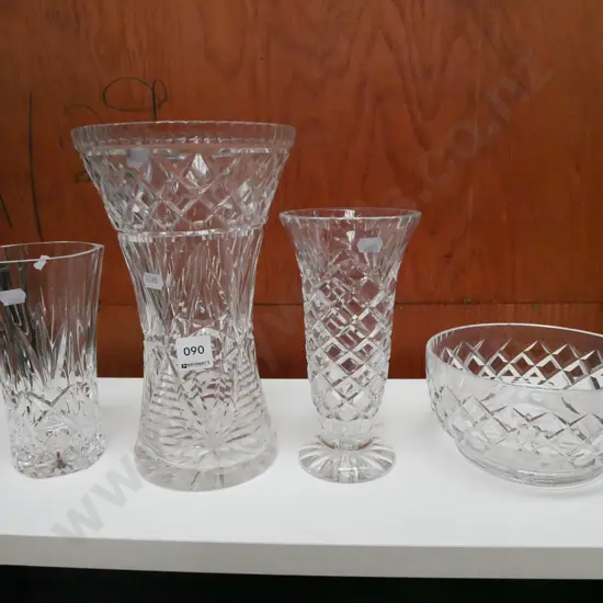 3x cut crystal vases, footed bowl Vase H-265