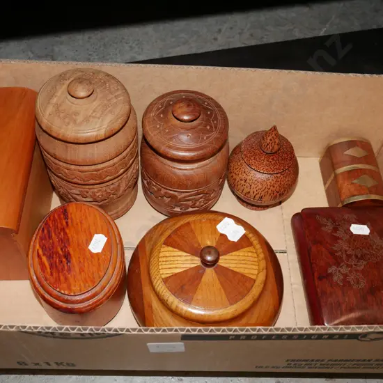 box; trinket boxes, canisters etc