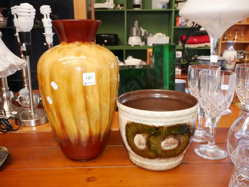 German pottery jardiniere - has chip , Blue Mountain Pottery vase H-330 Image 1++