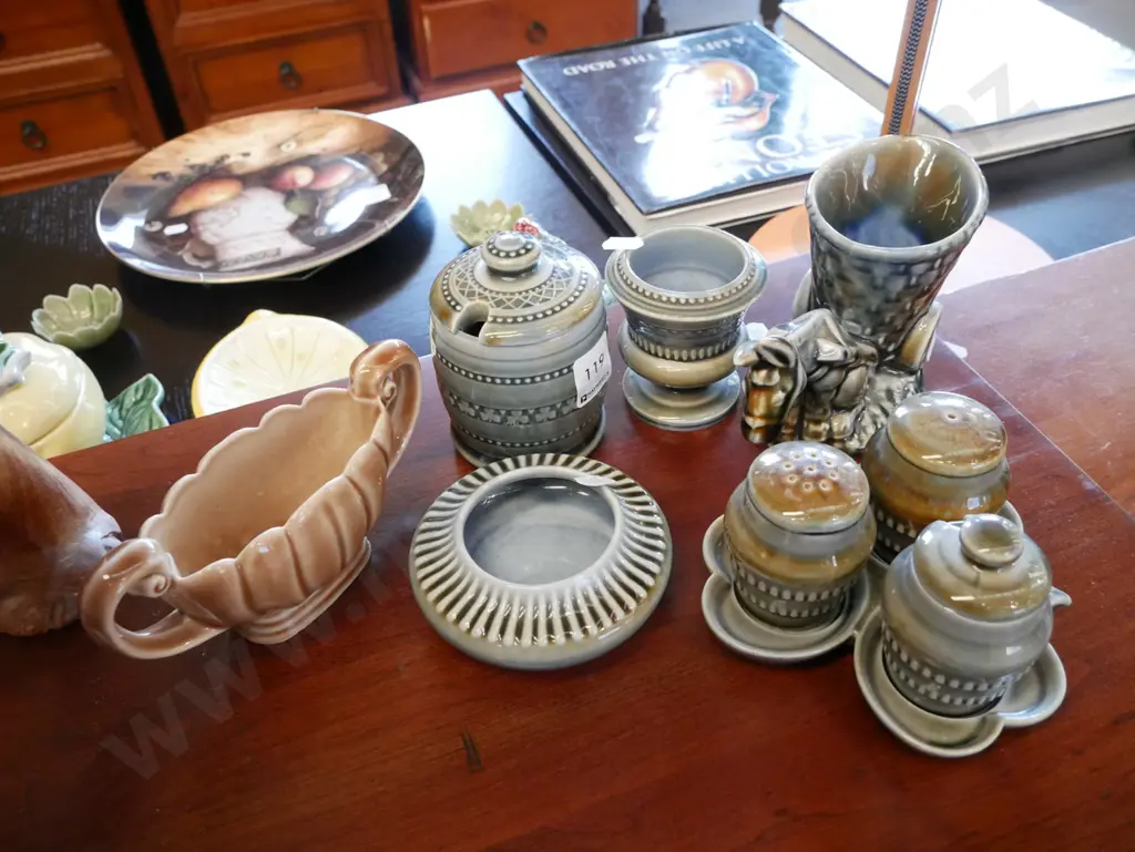 Wade Irish porcelain vases, condiment set, honey pot Image 1++