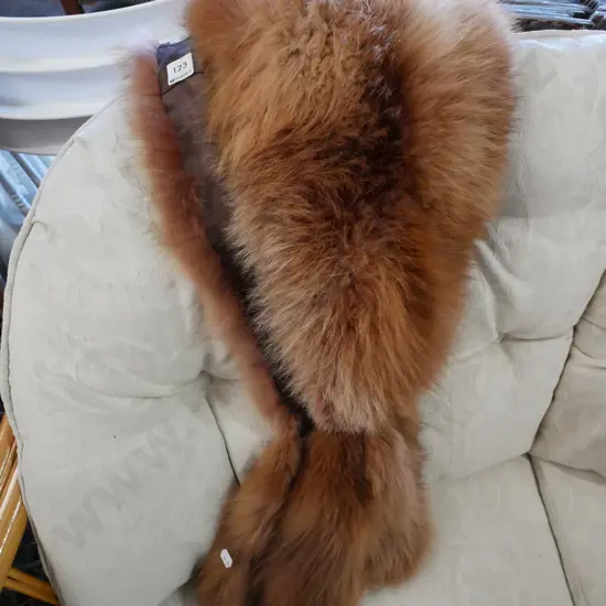 fur stole
