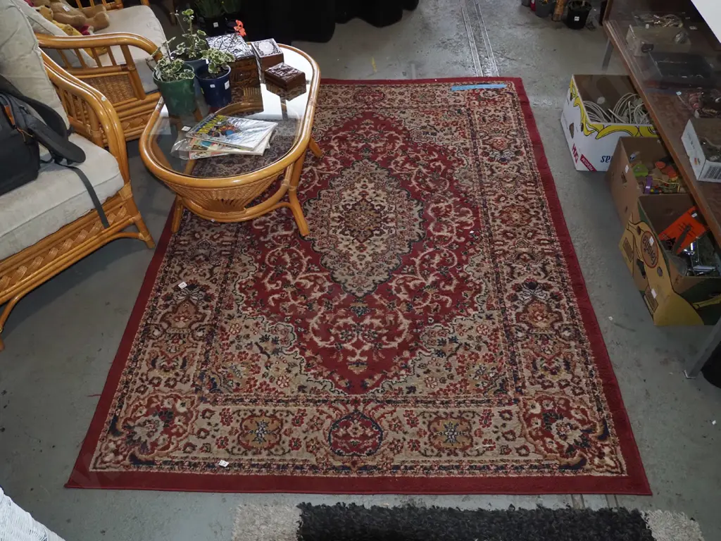 red acrylic floor mat L-2300 W-1600 Image 1++