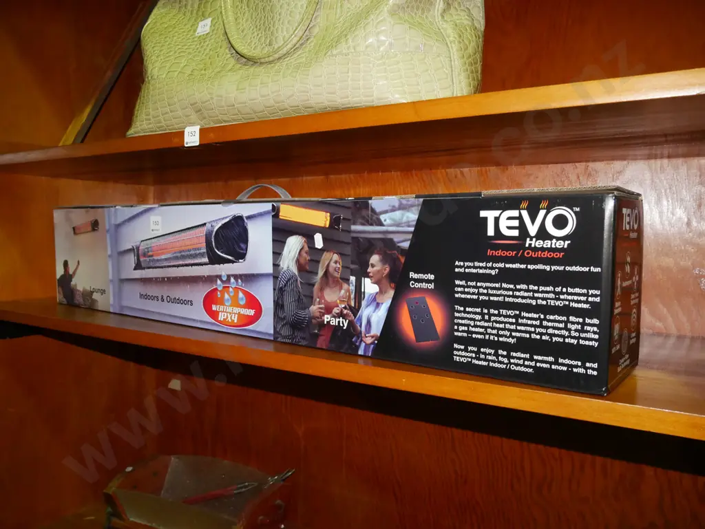 boxed Tevo indoor outdoor heater Image 1++
