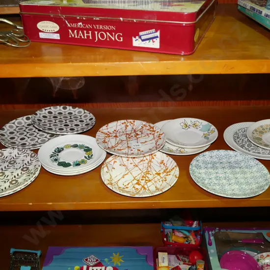 Crown Lynn cups and saucers
