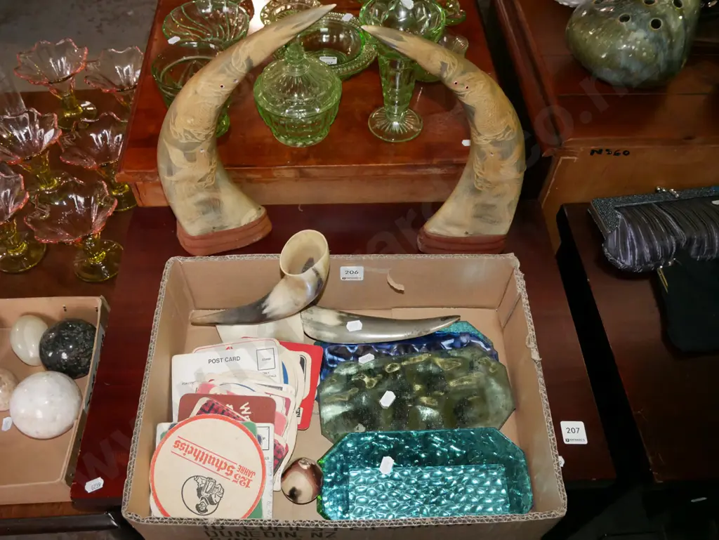 box; coloured glass panes, coasters, carved horn ornaments etc Image 1++