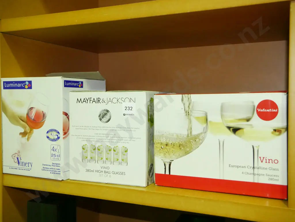 3x boxes of as-new glass ware Image 1++