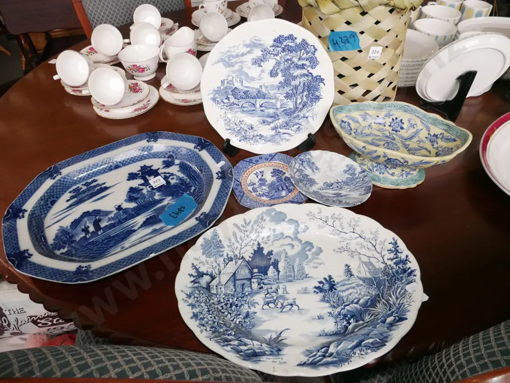 footed bowl, ashets, saucer, side plate - chips to larger of the ashets Image 1++