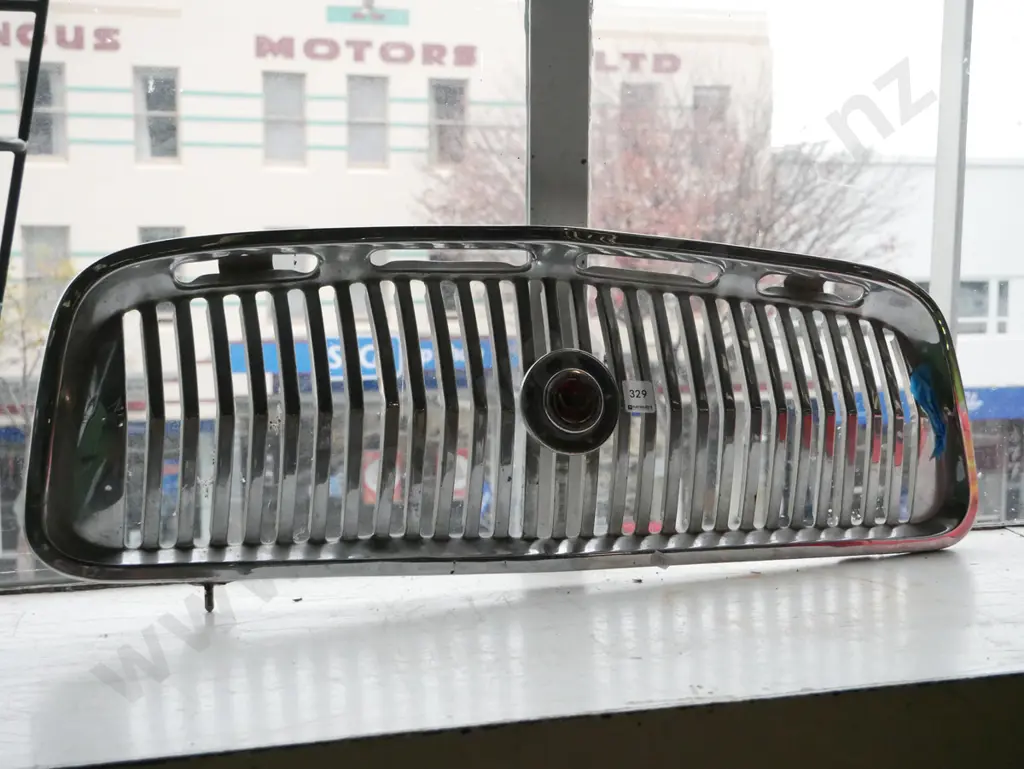 vintage chrome car grill Image 1++