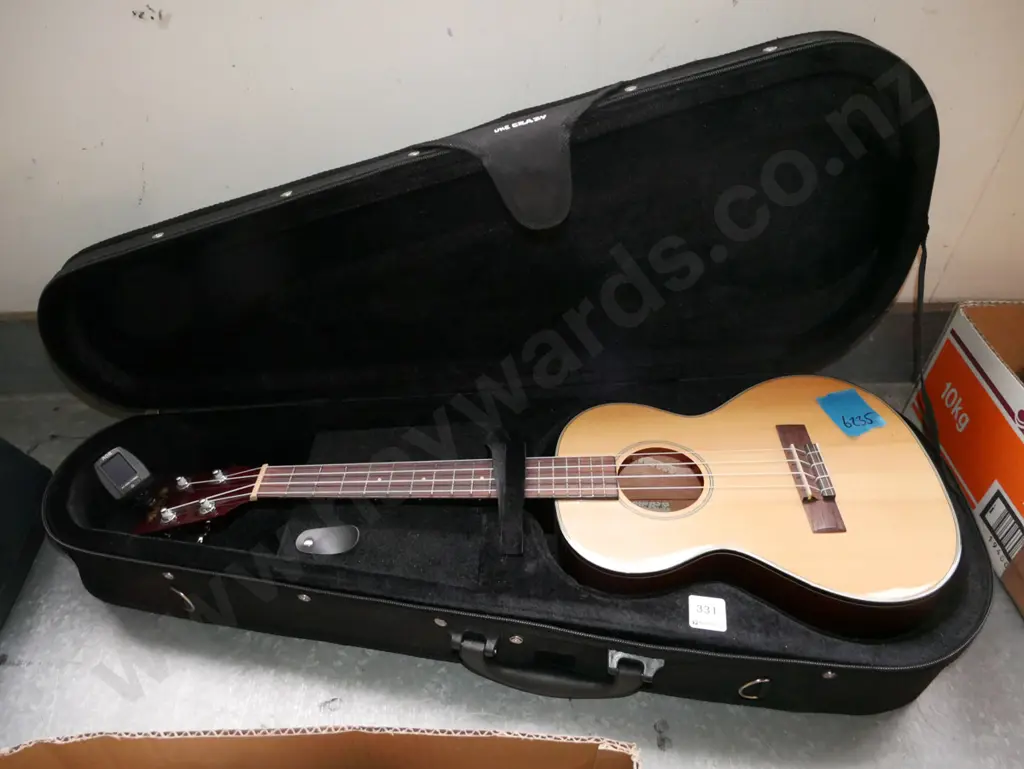 Kala ukulele with padded case & tuner Image 1++