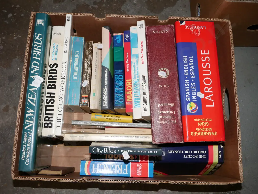 box of books Image 1++