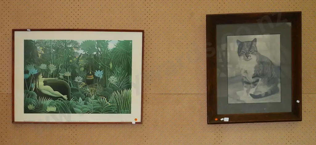 framed jungle print, oak framed cat photo - orange dots Image 1++