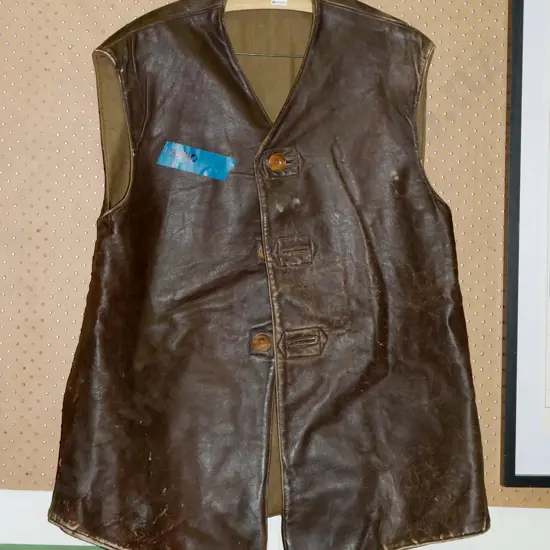 XL leather vest