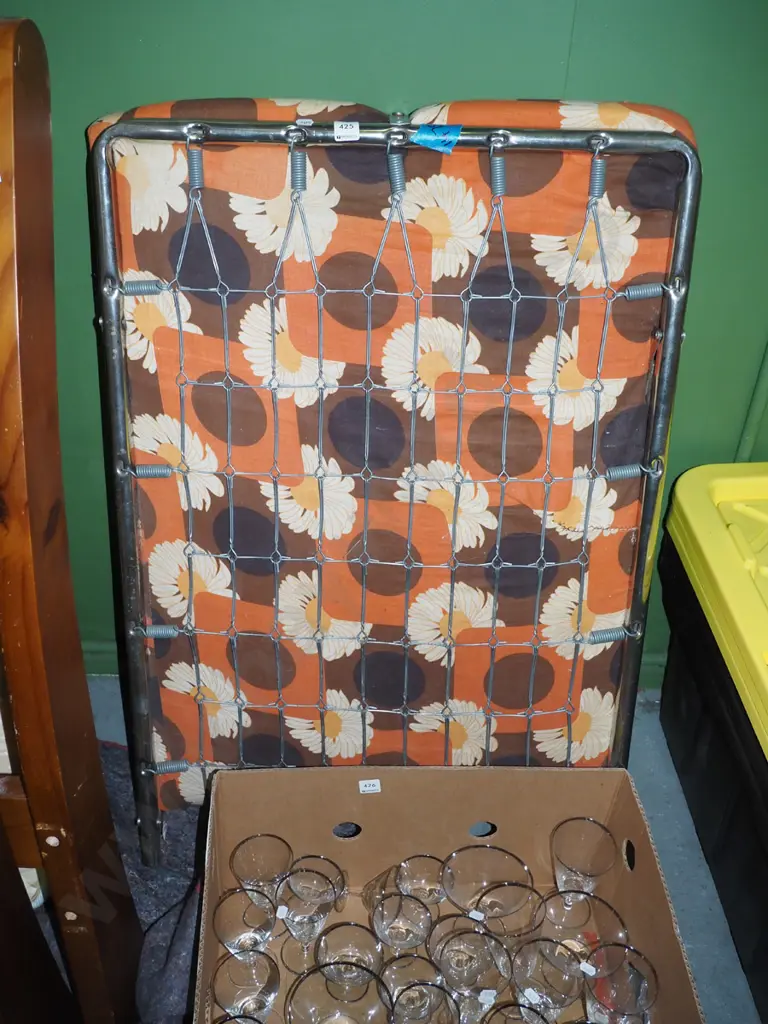 retro foldaway trundle bed Image 1++