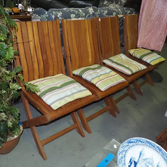 4x hardwood folding outdoor chairs with striped cushions - very good condition
