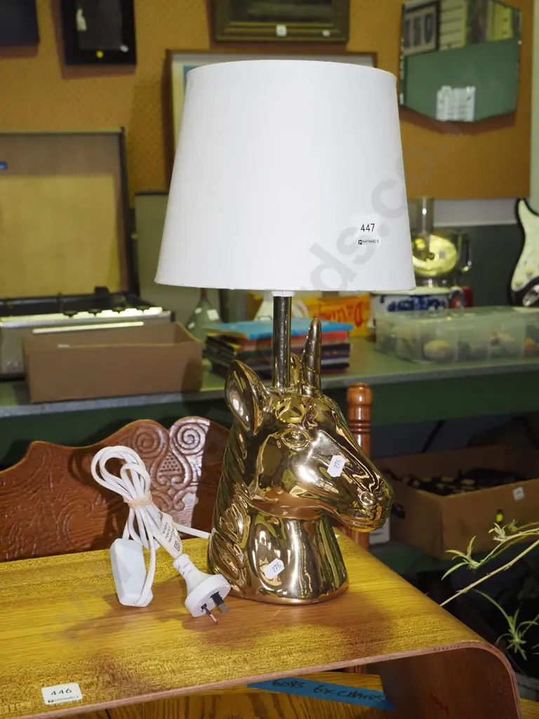 golden unicorn based table lamp Image 1++