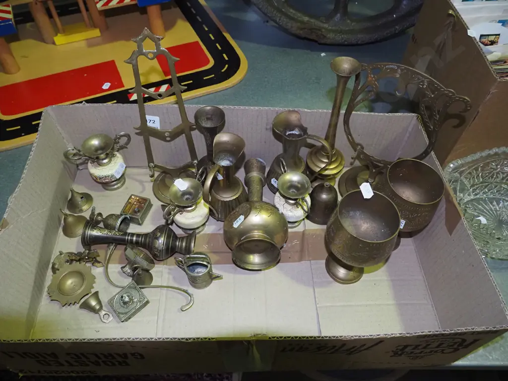 box; brass ware, vases, goblets, miniatures etc Image 1++