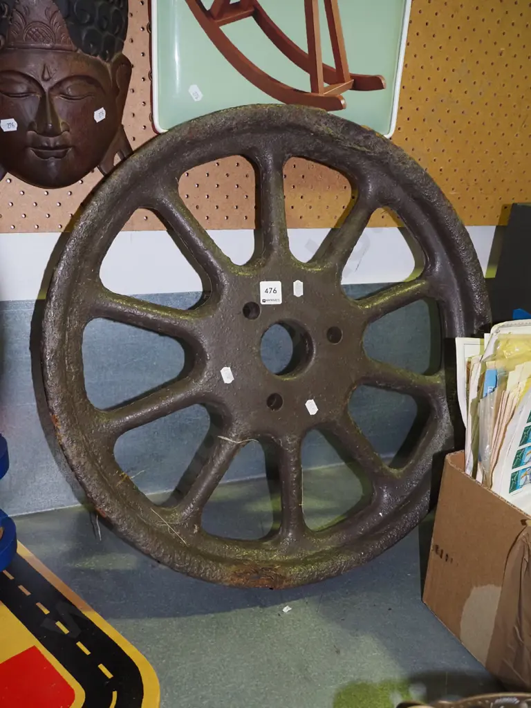 vintage spoked wheel - some rust and damage Image 1++