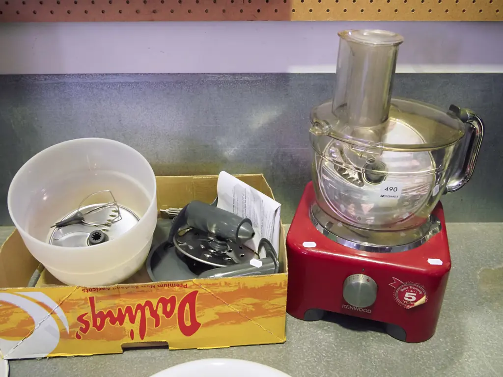 Kenwood kitchen whiz and accessories Image 1++