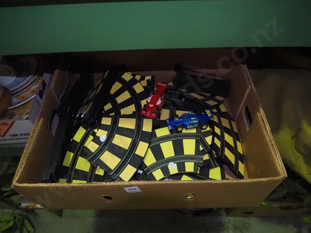 box; slot car set - As Is No Returns Image 1++