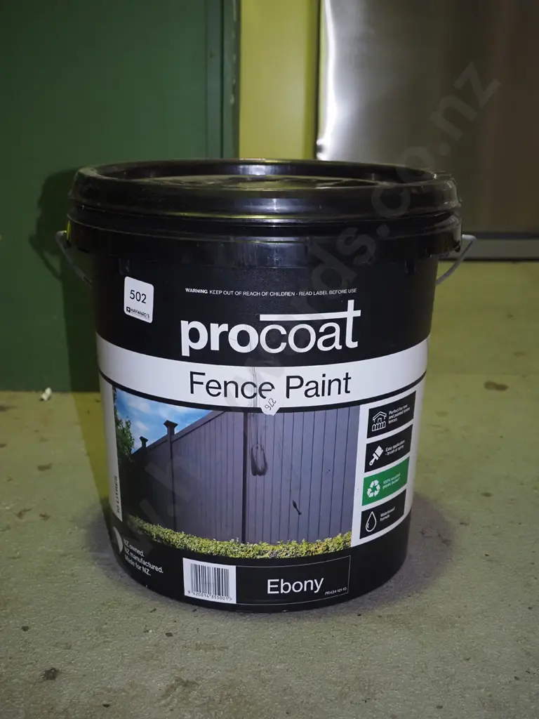Pro Coat black fence paint 10L Image 1++