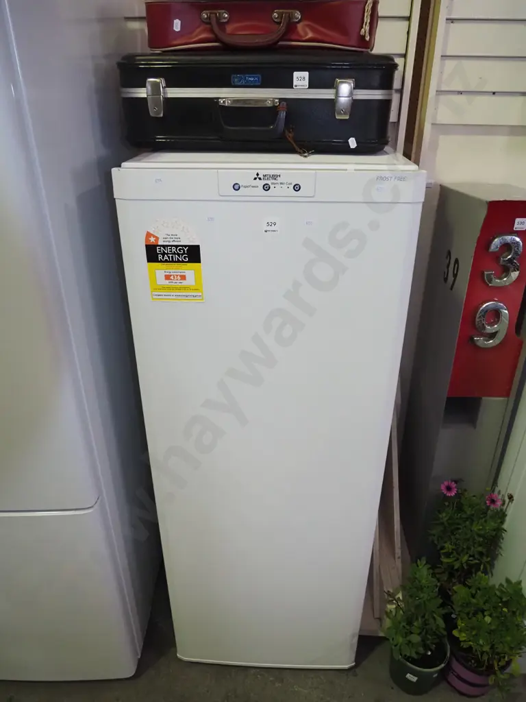 Mitsibushi Frost Free freezer H-1300 W-480 D-500 Image 1++