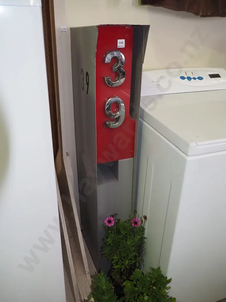 metal letter box Image 1++