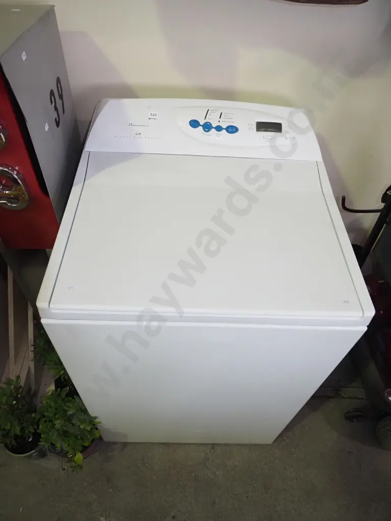F&P top load washing machine Image 1++