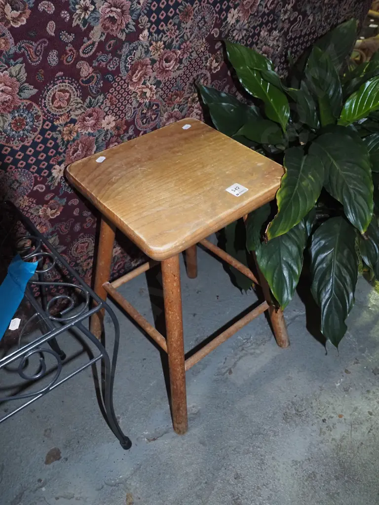 small wooden stool Image 1++