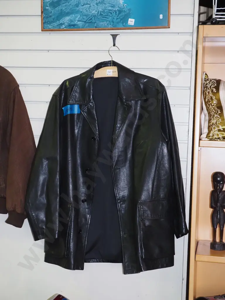 black Jaeger Italian size M leather jacket Image 1++