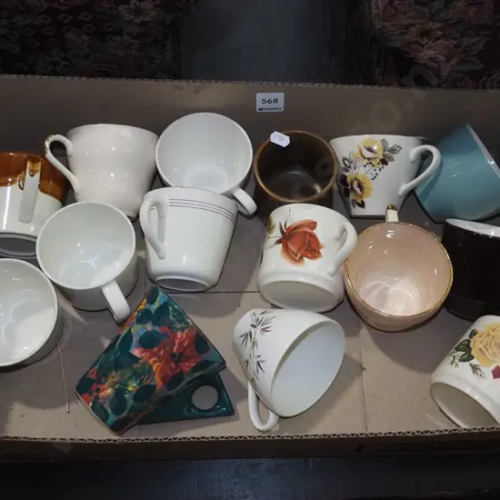 box; Crown Lynn and other cups