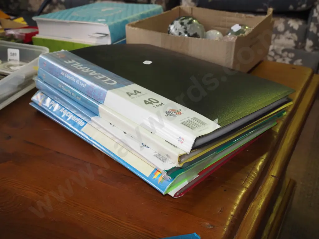 5x clear albums and stamps Image 1++