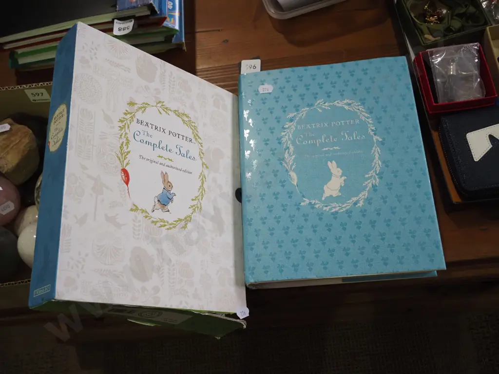 slip cased Beatrix Potter complete tales Image 1++