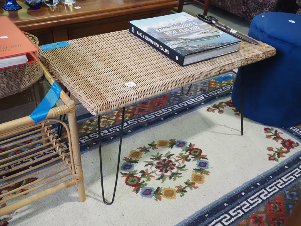 woven cane top bench seat - small Image 1++