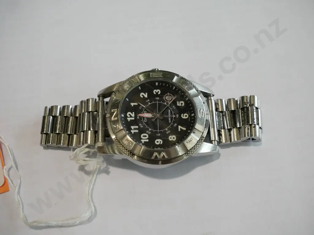 gent's Casio watch Image 1++