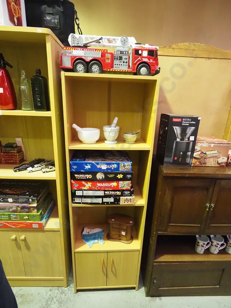 MDF faux wood veneer bookcase with lower cupboard H-1580 W-500 D-290 Image 1++