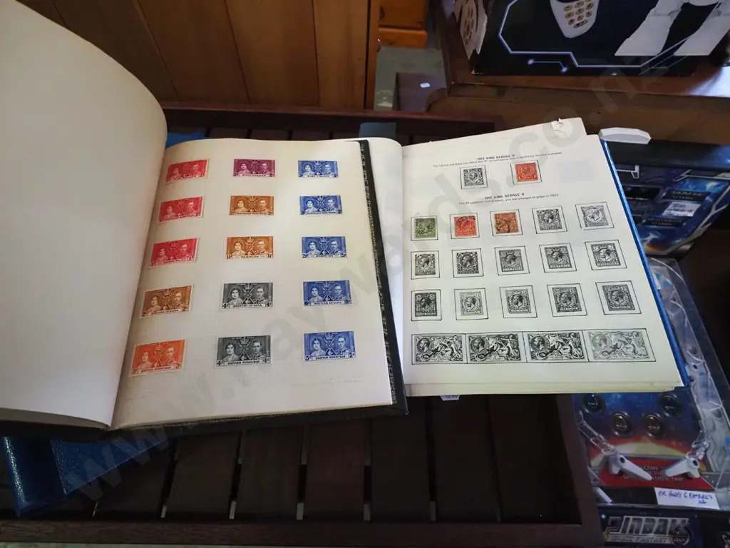 stamp albums Image 1++