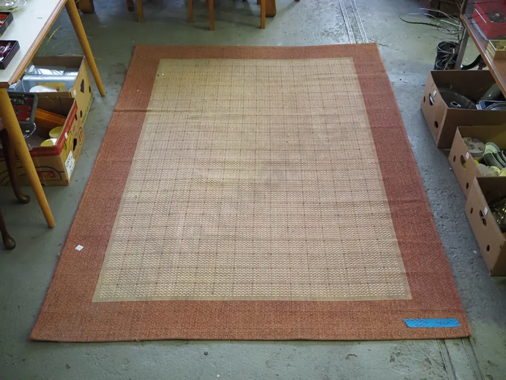 woven jute floor mat 2300 x 1600 Image 1++