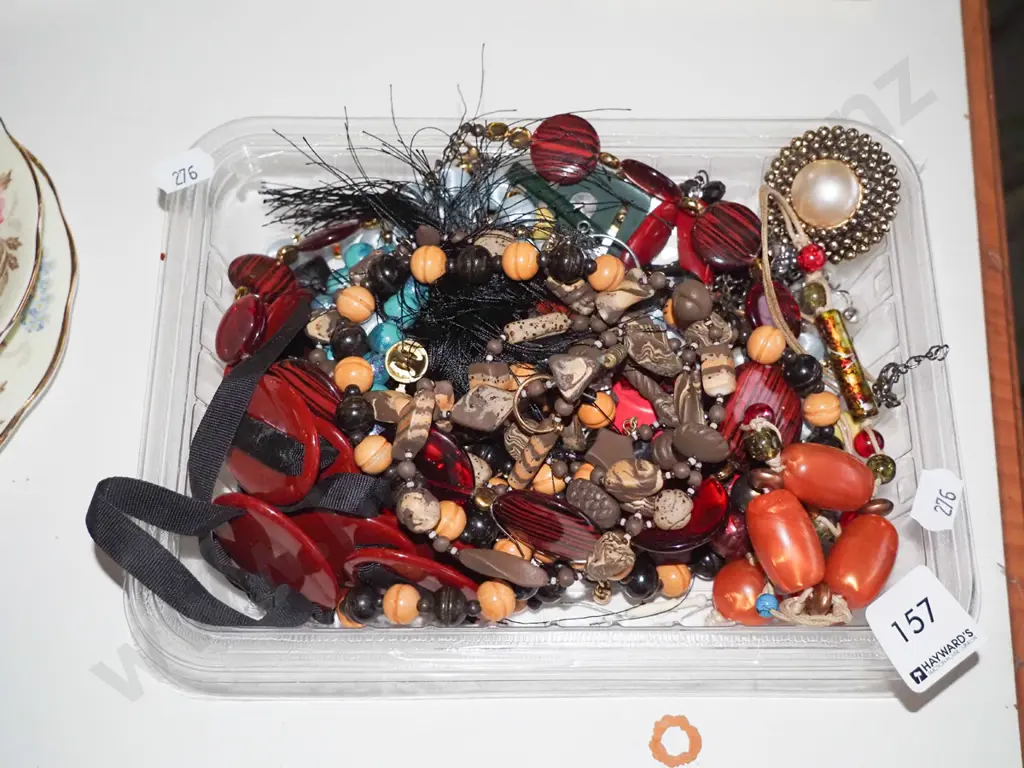 plastic tray of cutlery Image 1++
