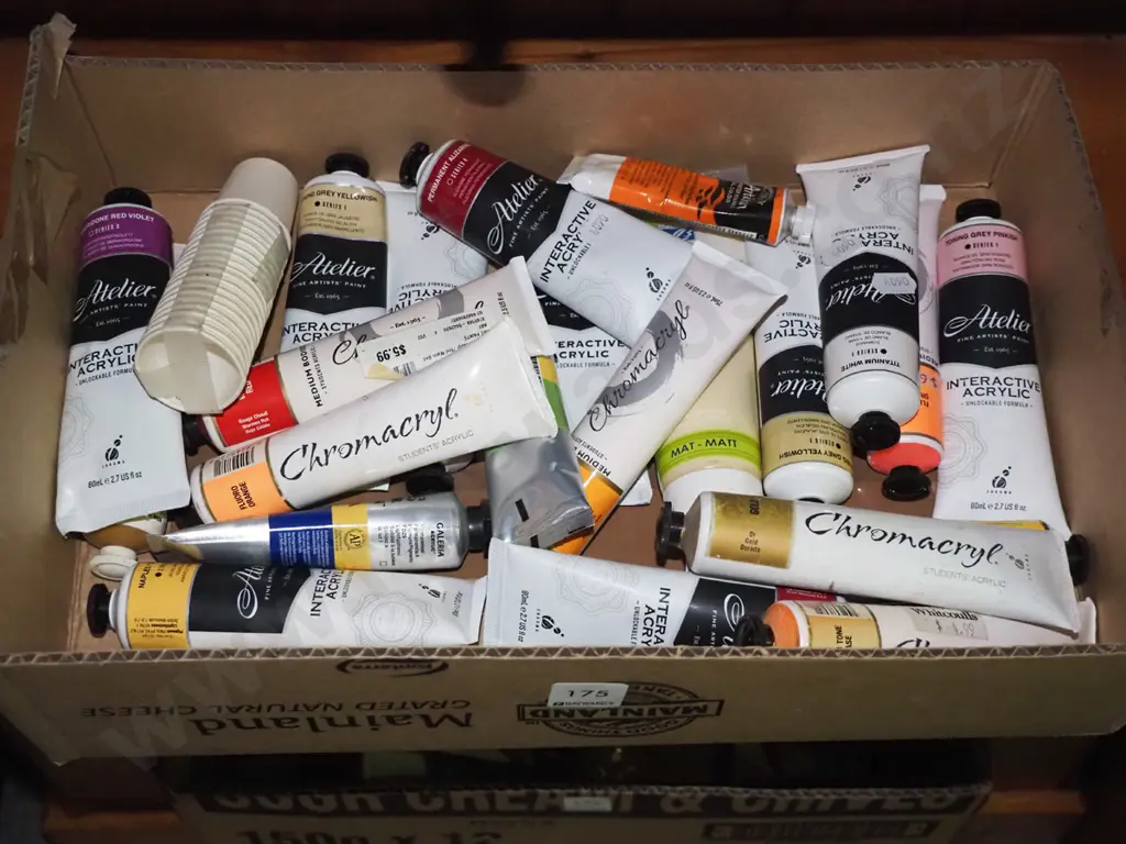 box of acrylic paints Image 1++