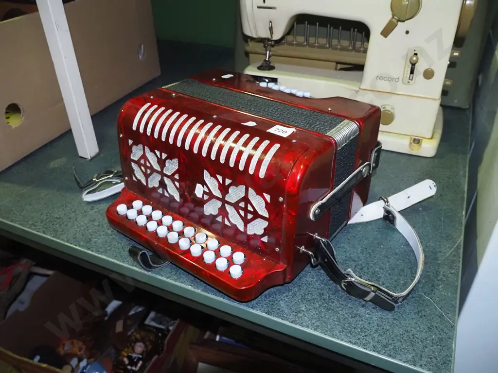 button accordion Image 1++