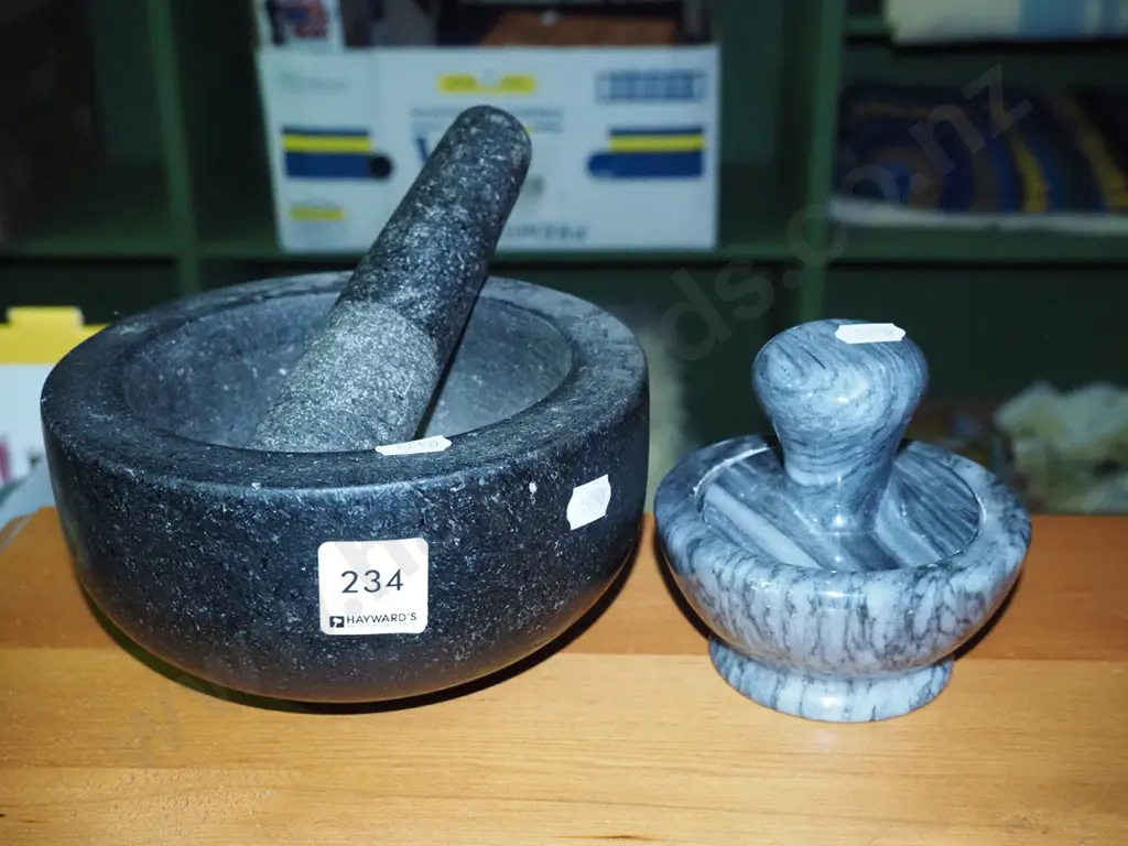 2 mortars and pestles Image 1++