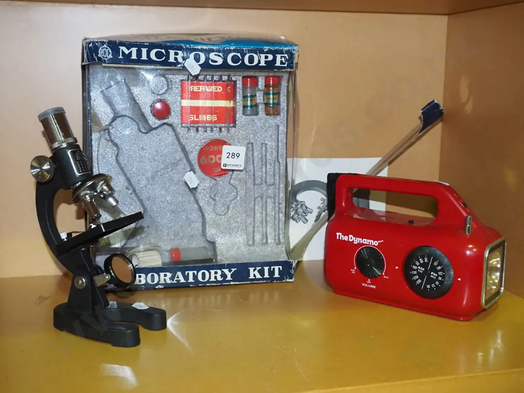 microscope kit and a dynamo radio-torch Image 1++