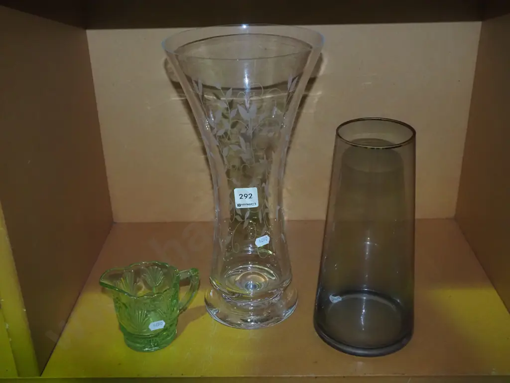 2 vases and a small green glass creamer Image 1++
