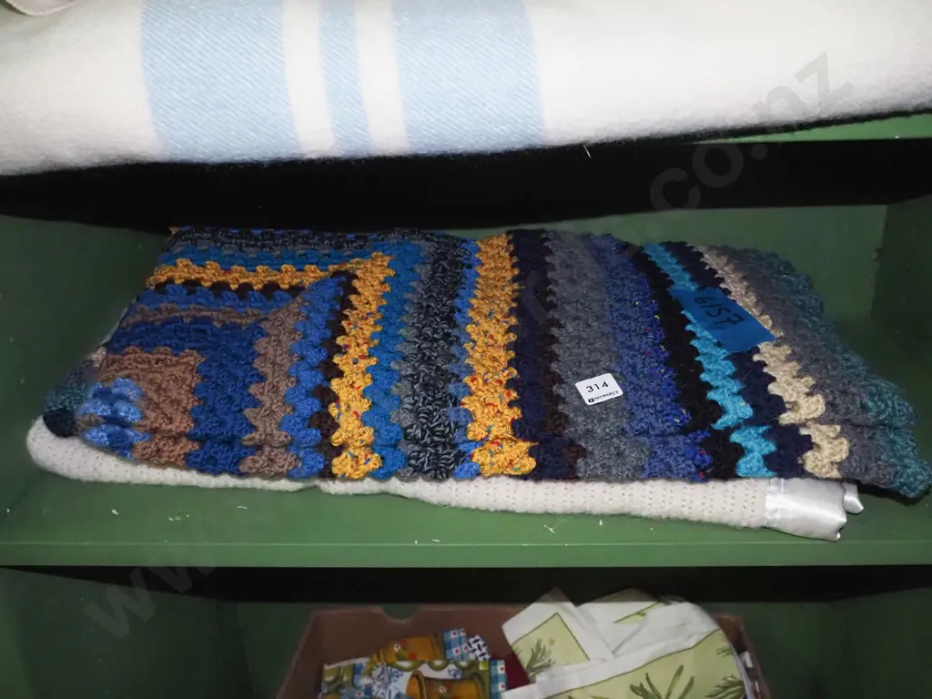 woollen blanket and crochet blanket Image 1++