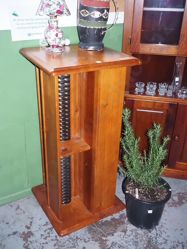 freestanding rotating DVD tower H-1130 Image 1++