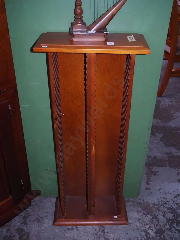 solid wood CD tower H-940 Image 1++
