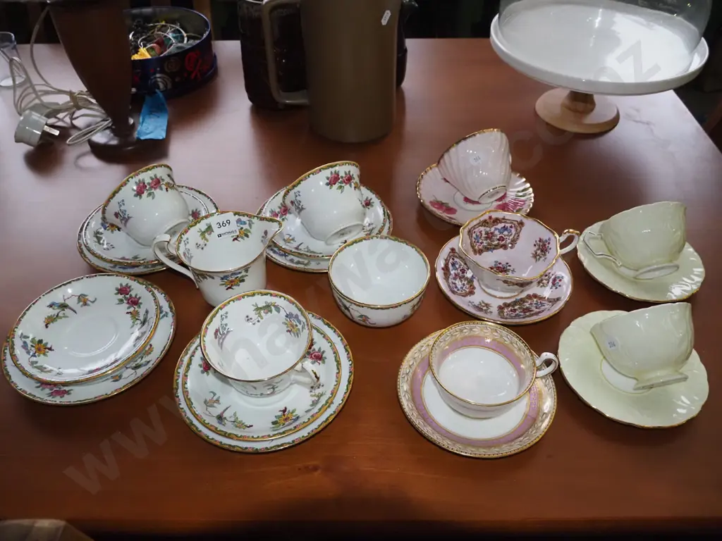 assorted trios, cups, saucers, cream & sugar Image 1++